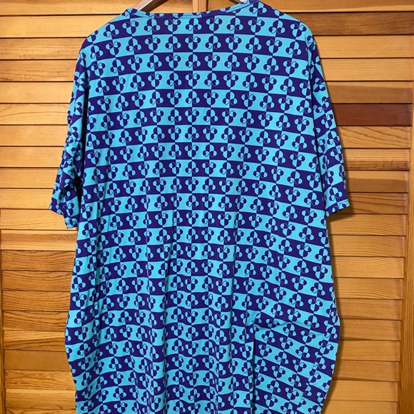 LulaRoe Disney Minnie Irma - Picture 2 of 4
